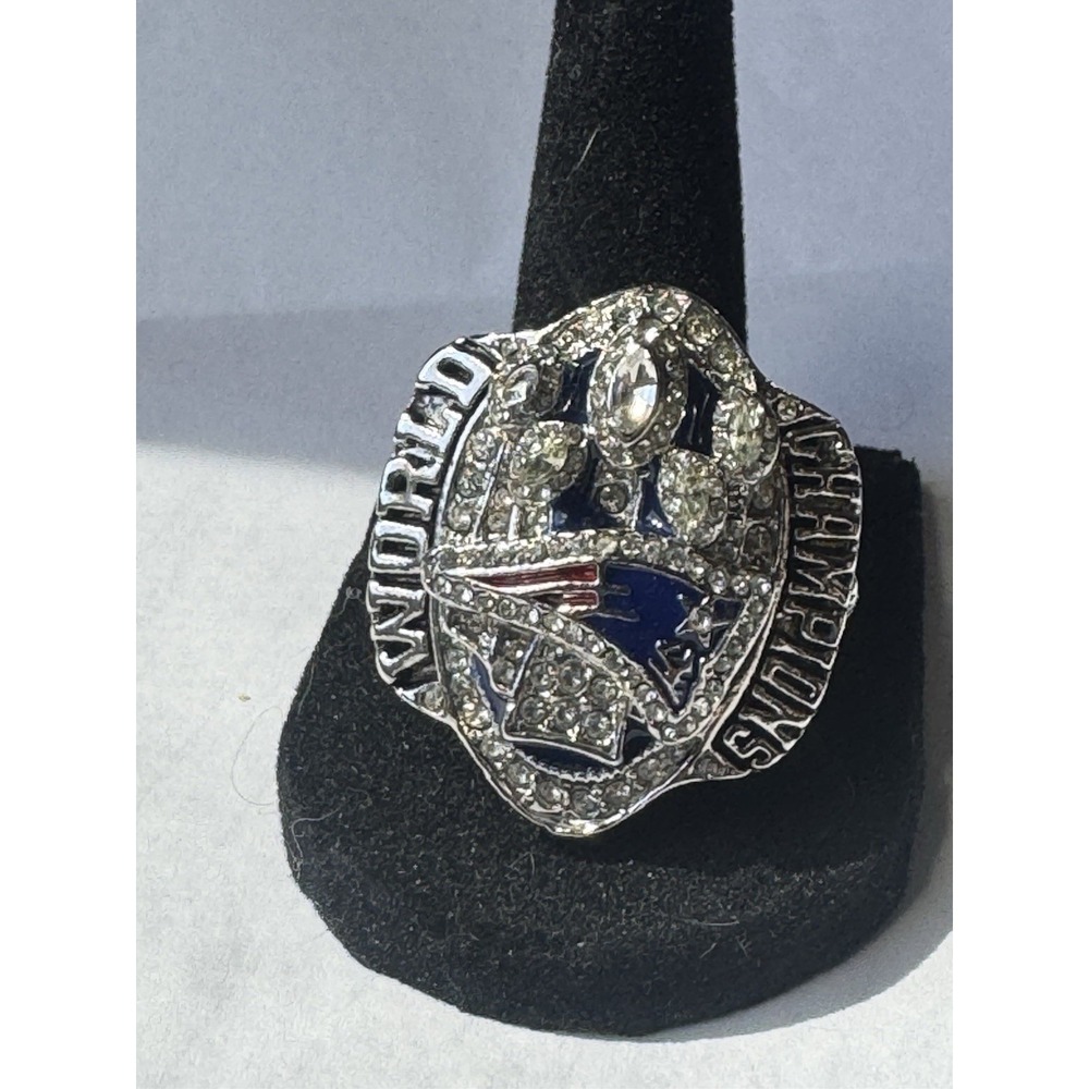 New England Patriots Super Bowl XXXVI Replica Ring Brady MVP 2002 Size 11.5 NFL